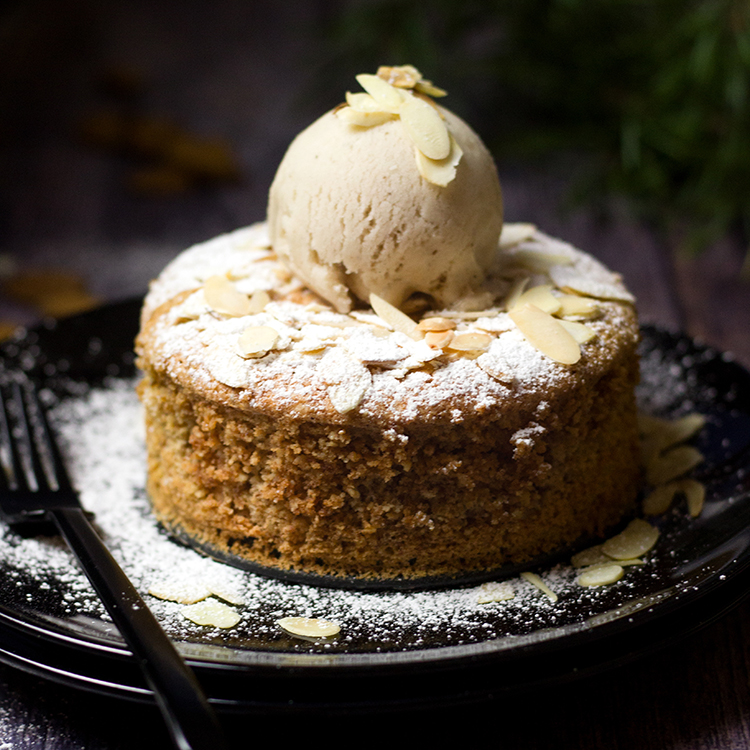 mallorquinischer Mandelkuchen