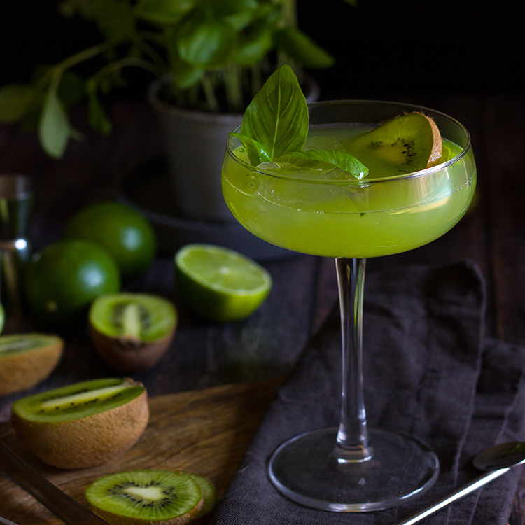 Kiwi Basilikum Cocktail