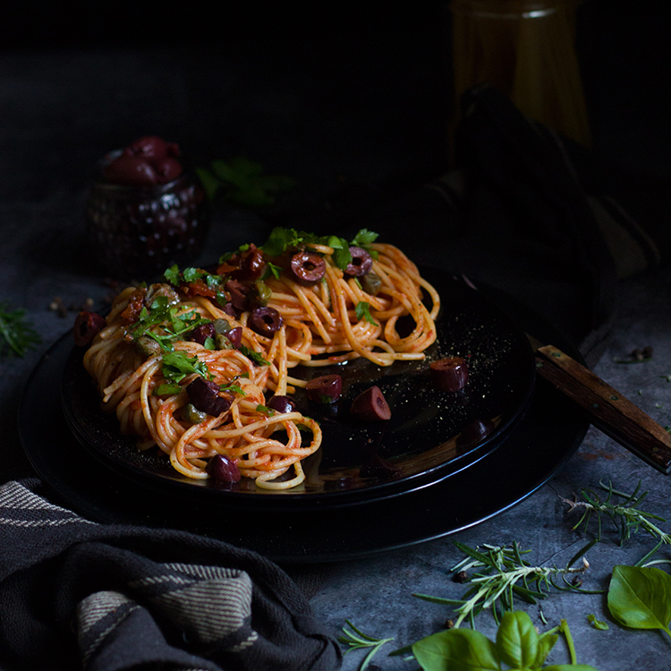 Spaghetti alla Puttanesca