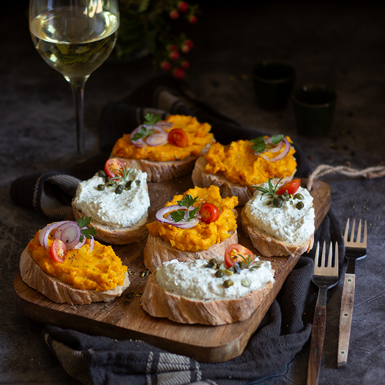 Kürbis-Apfel-Aufstrich mit Blauschimmelkäse