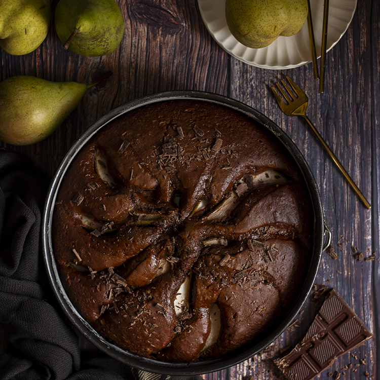 Saftiger Schokolade-Birnen-Kuchen
